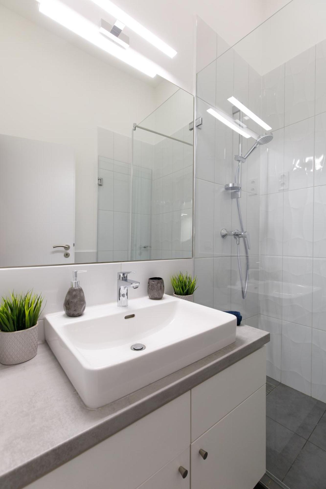 Central City Apt In The Jewish Quarter With Free Parking Budapest Esterno foto